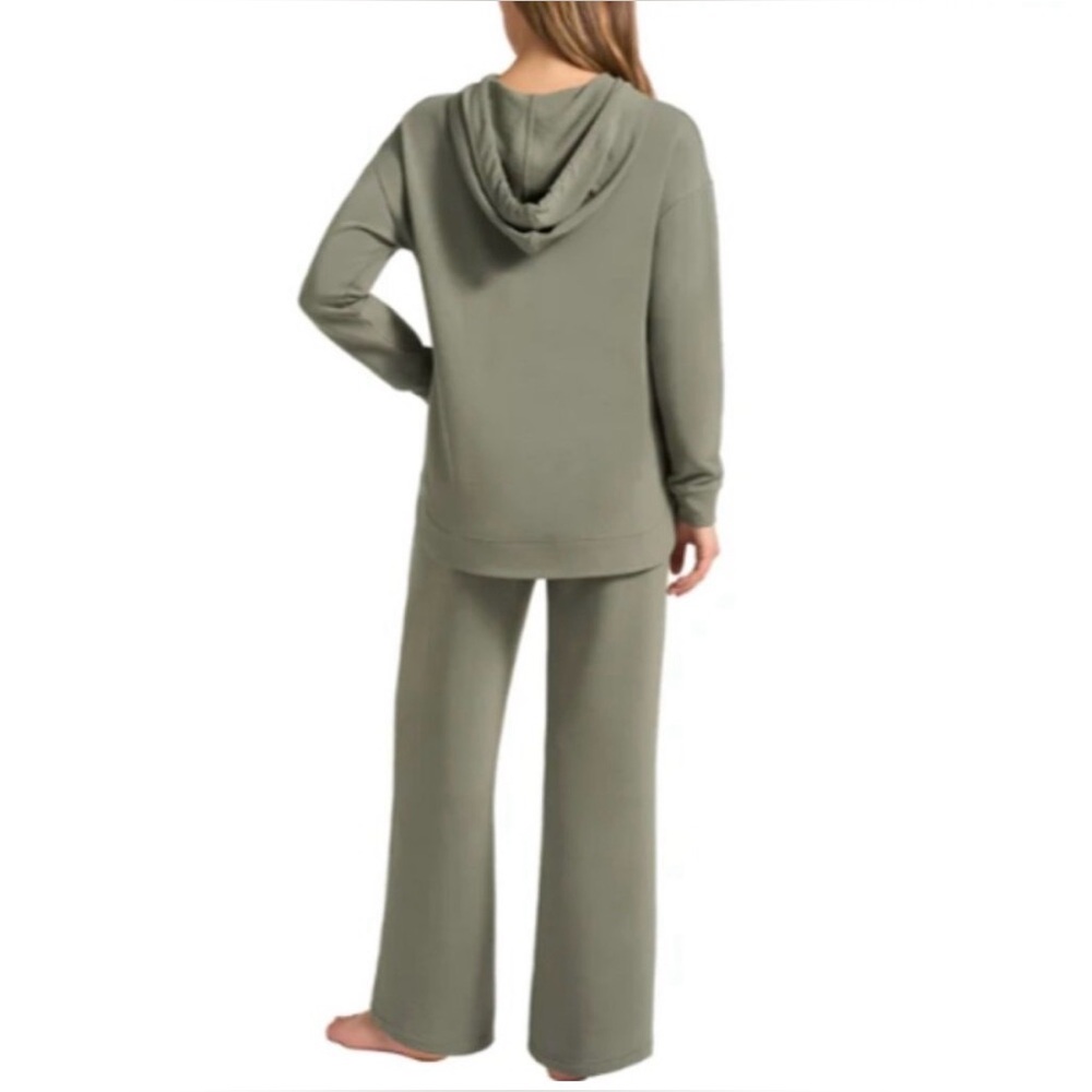 Max & Mia Women's Green Track Pants - Picture 3 of 3